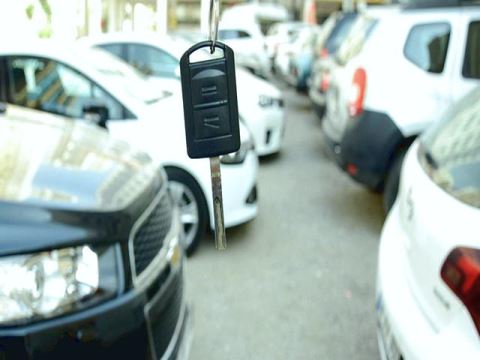 تاثیر قیمت خودرو در بورس